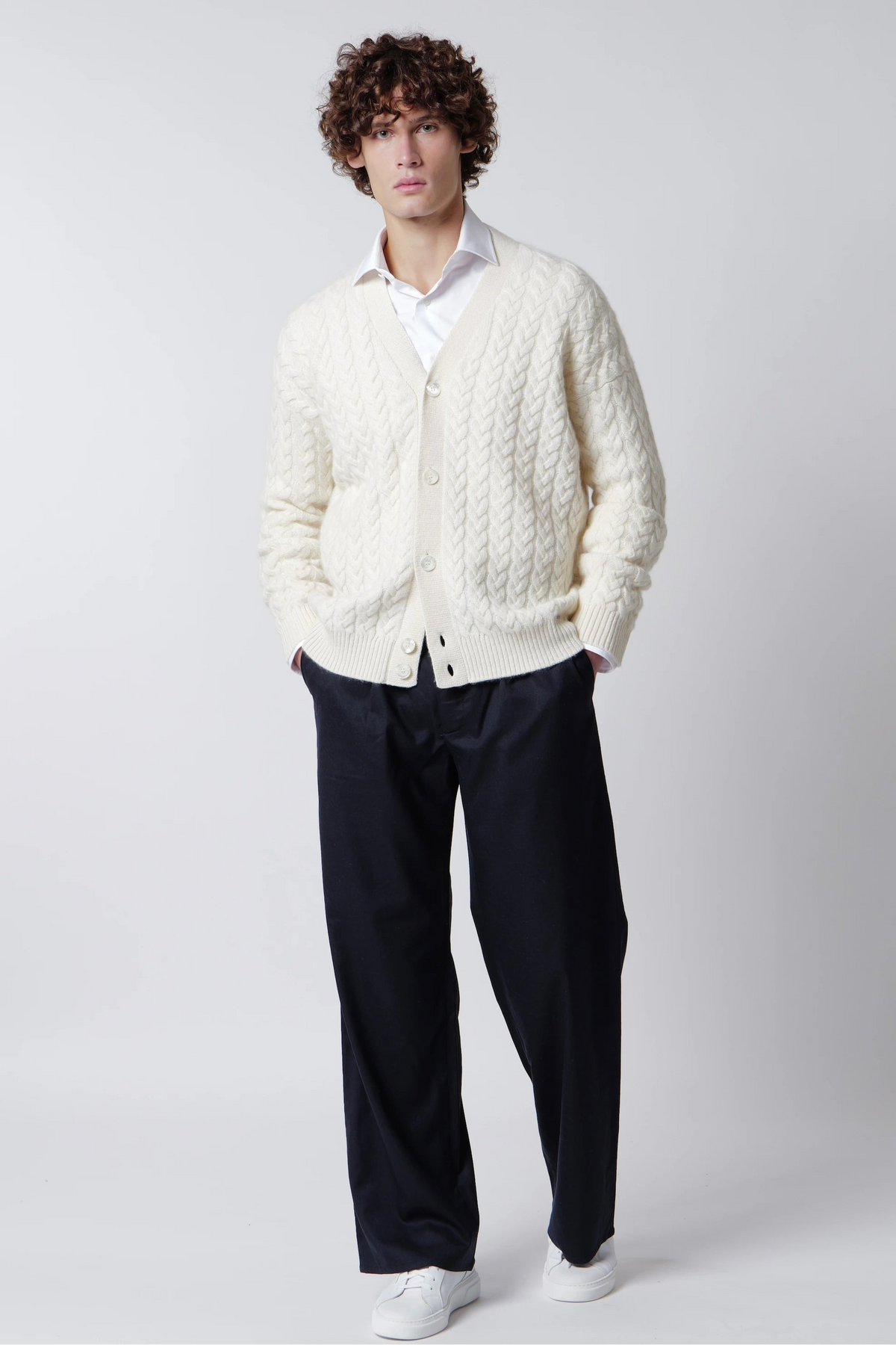 Cardigan bottoni con trecce