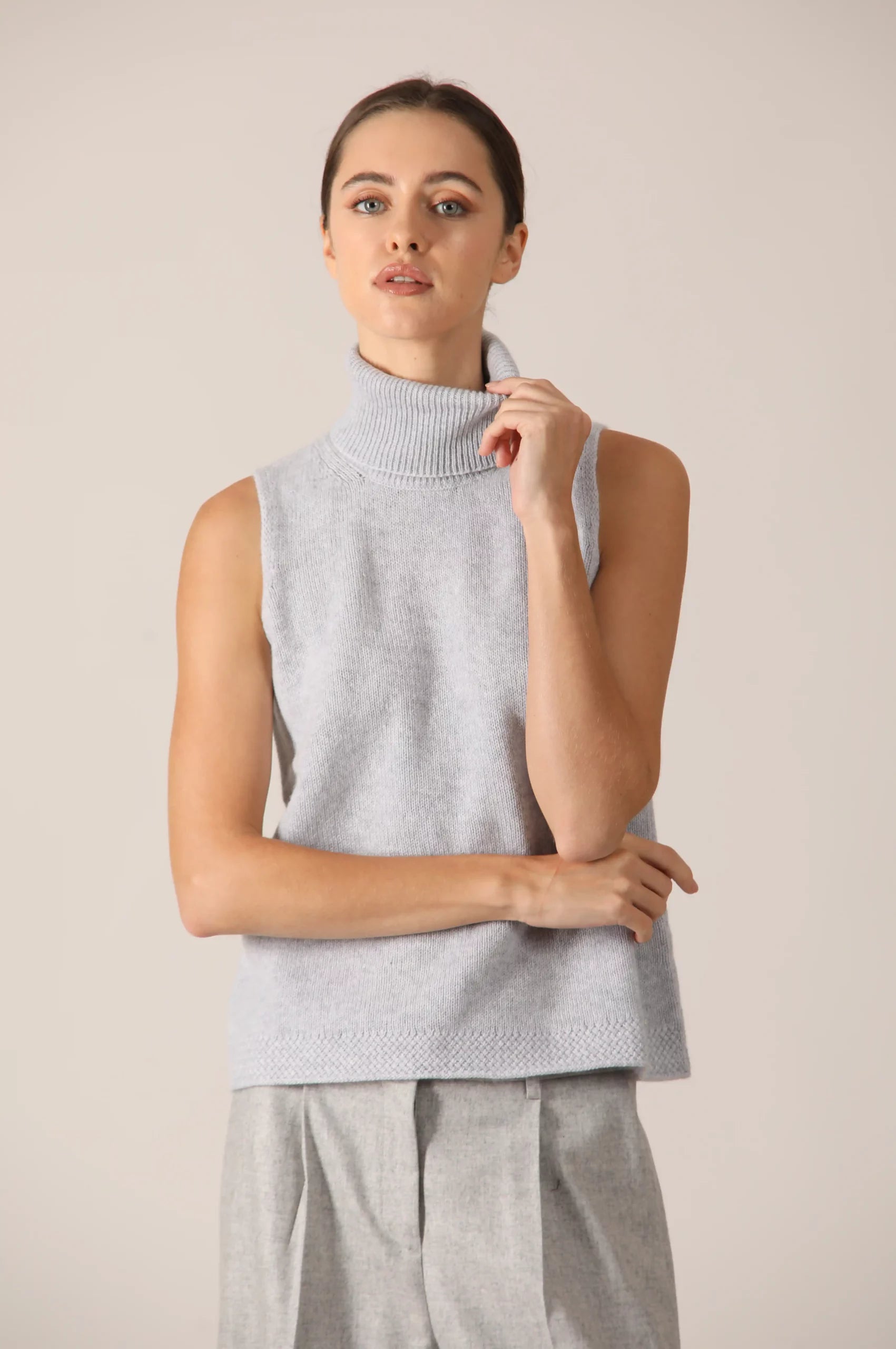 Basket stitch trimmed tank top