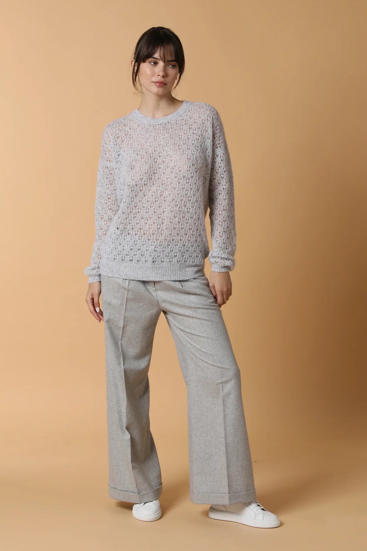 Long-sleeved perforated shirt