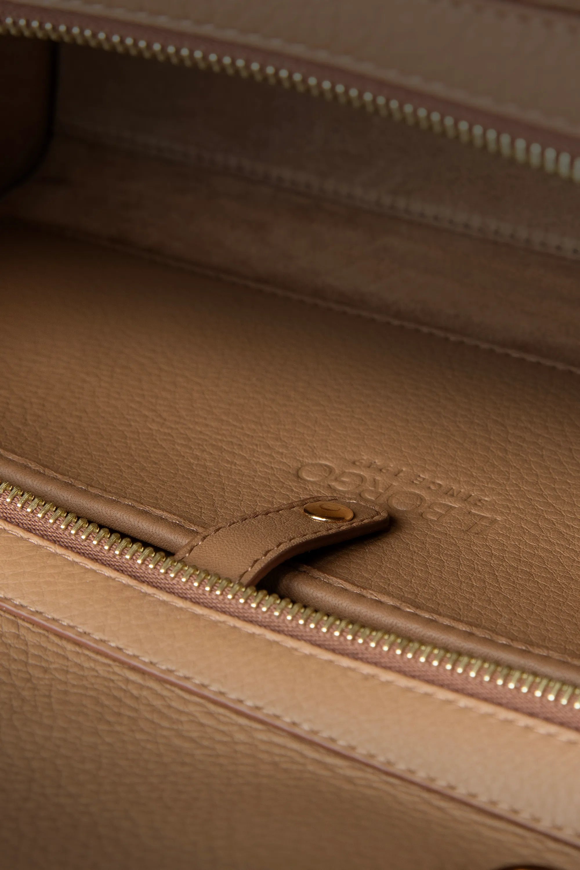 Borsa in pelle intrecciata