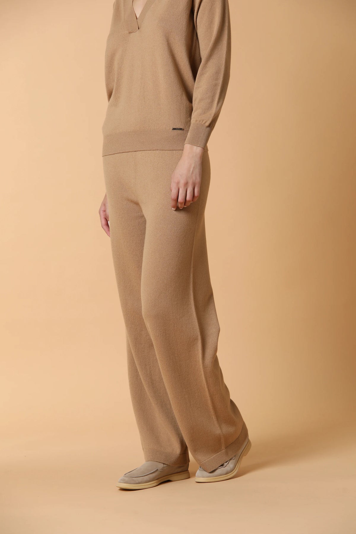 Baby cashmere trousers