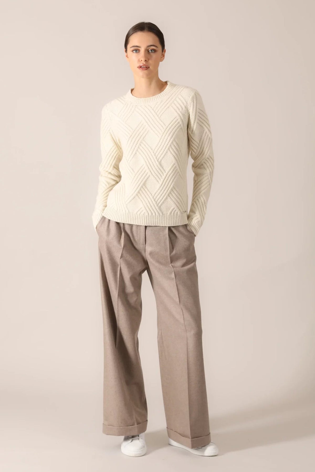 Ribbed crewneck