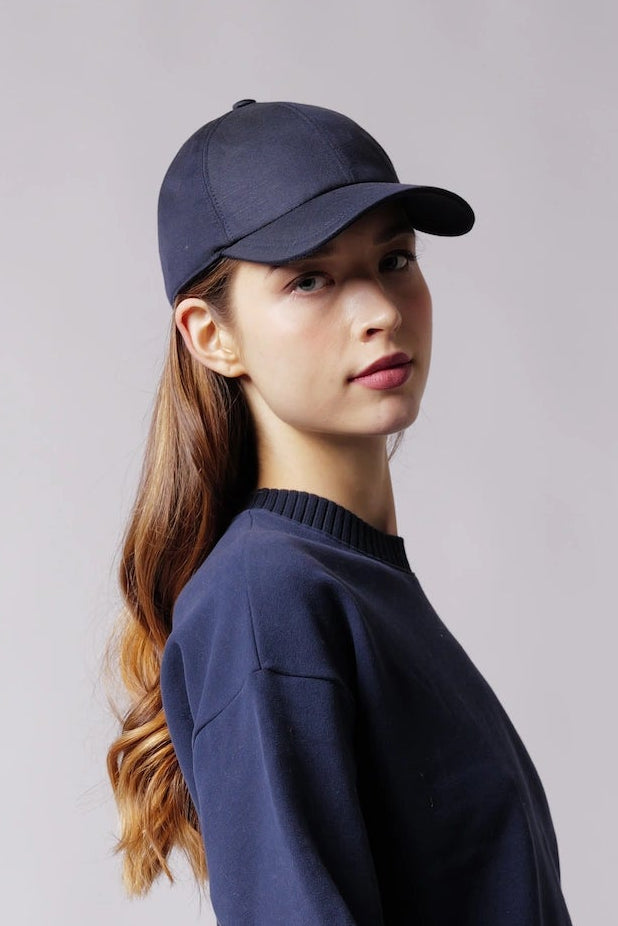 Cappellino Baseball Lana & Lino con Ricamo Celeste