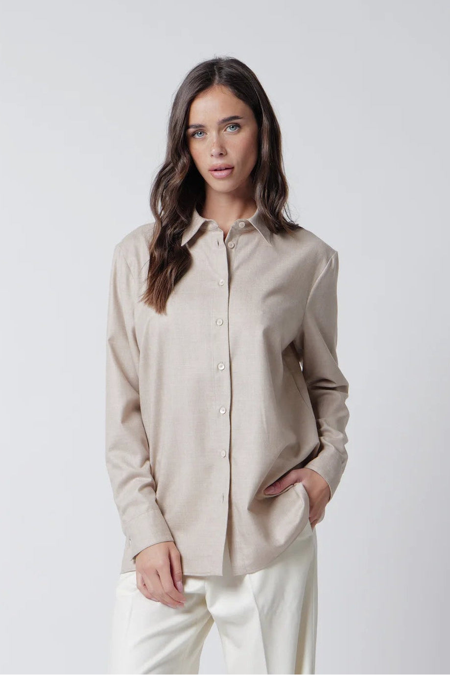 Camicia dritta